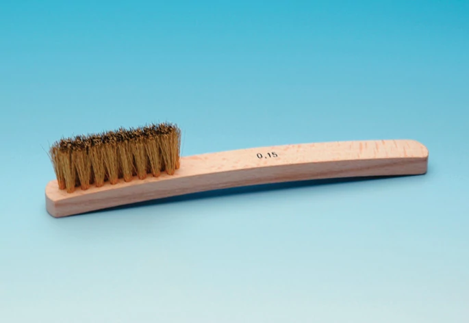 Fúrótisztító rézkefe nyéllel 1db 50x15mm, hossz 160mm HS